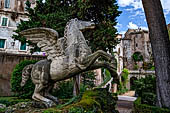 Tivoli - Villa d'Este, la fontana di Pegaso. 